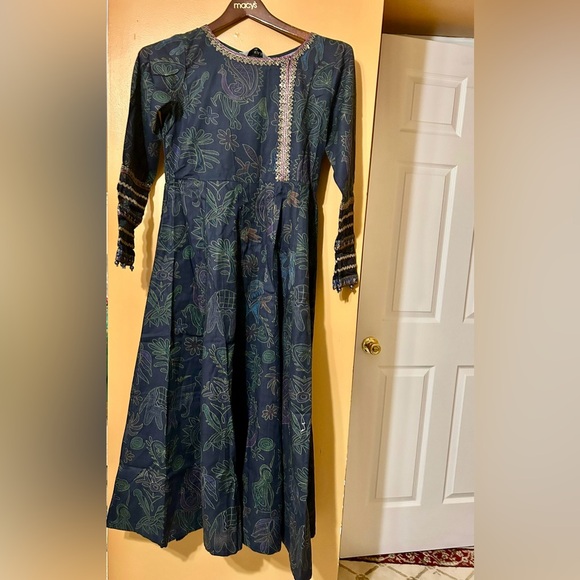 Maria. B. Winter Dress - Picture 5 of 11